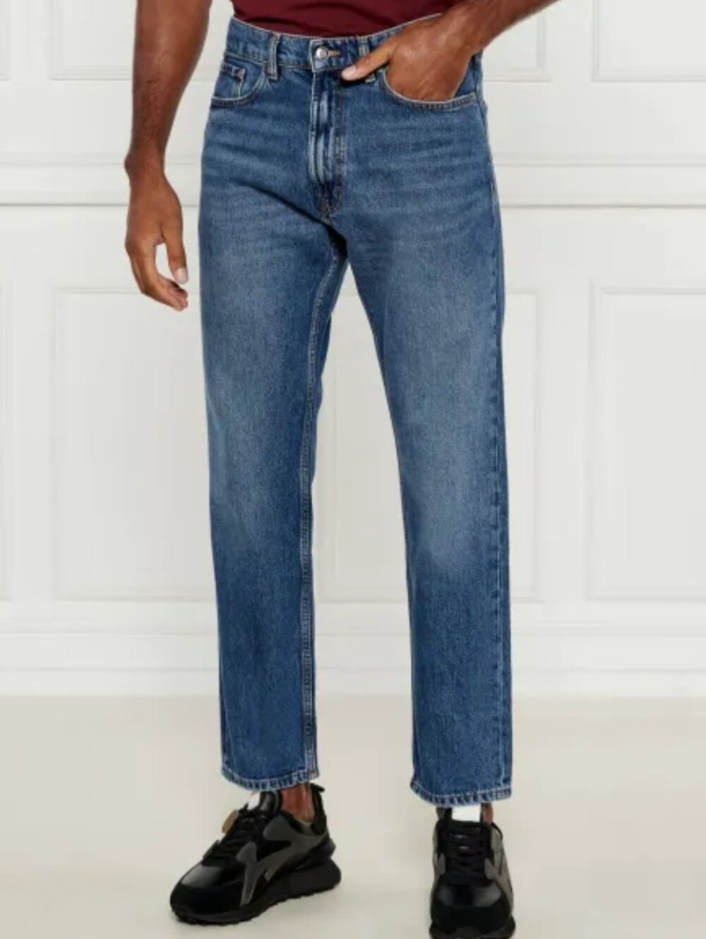 Hugo BOSS Mens 640 Straight Leg Jeans Medium Blue Wash 100%Cotton 33/30